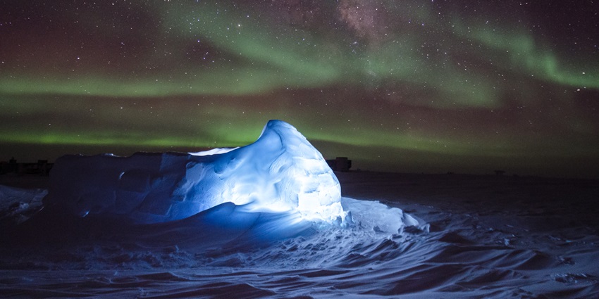 Check out the best ideas for Valentines Day vacation as you stay in a glass igloo.