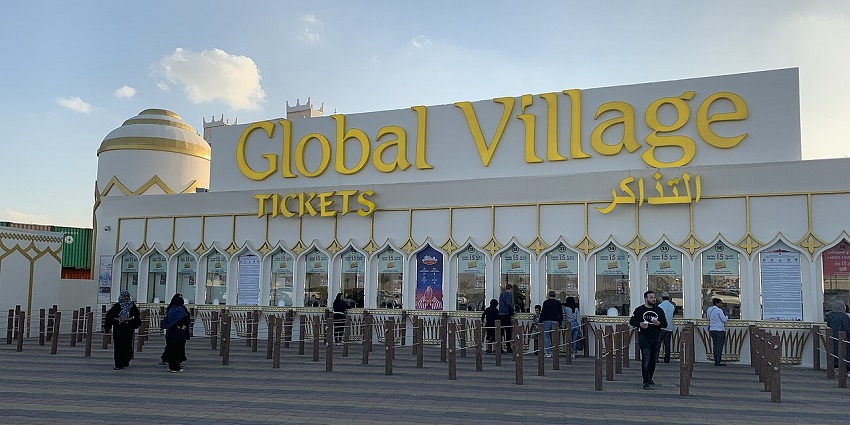 Experience diverse cultures, cuisines, and live entertainment at Global Village Dubai.
