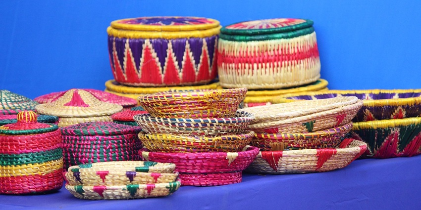 An image showing craft and decoration items, similar to those sold at Green Point Market.