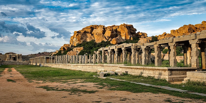 A long stretch of ruins of pillars in Hampi Bazaar, once used to be a trade centre in Vijayanagar rule.
