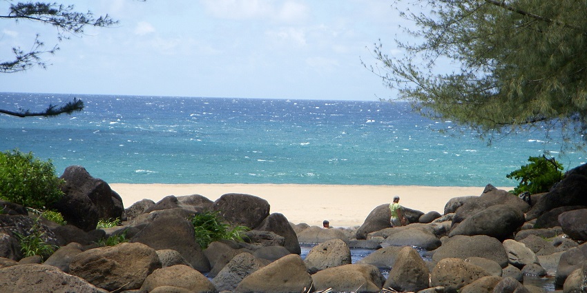 Hanakapiai Beach, is one of the dangerous beaches in the world for its strong currents.