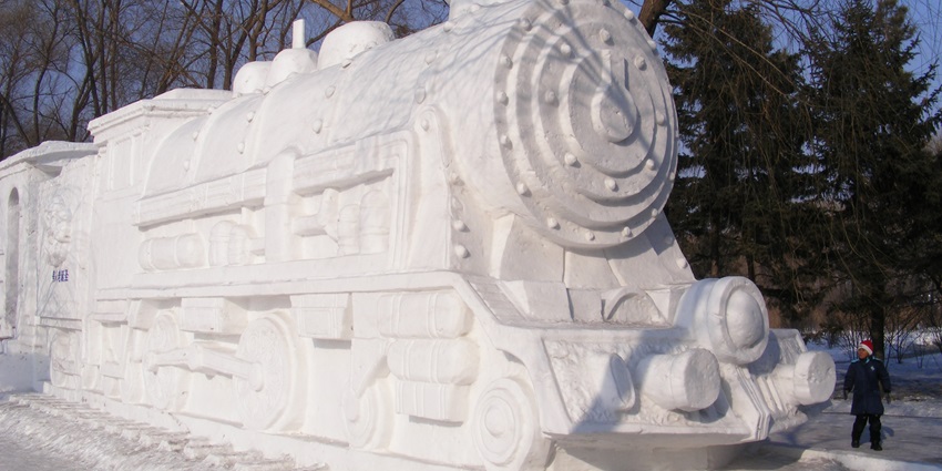 Harbin International Ice and Snow Sculpture Festival is a festival to attend with family.