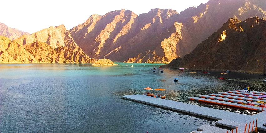 Hatta sign , one of the places to visit in Hatta offer breathtaking views