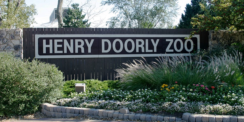 Henry Doorly Zoo features the Desert Dome and is among the top zoos in the world.
