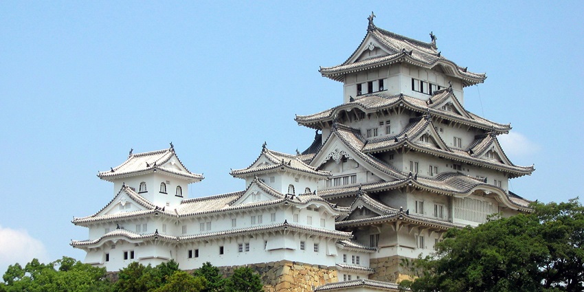 Himeji Castle is a stunning white castle fort, Japan’s best-preserved samurai stronghold.