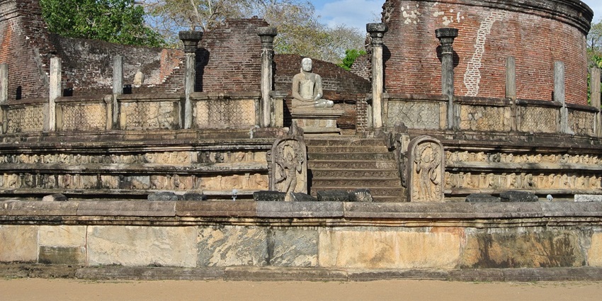 A historical view of Sri Jayawardenepura Kotte showcasing its ancient architecture.