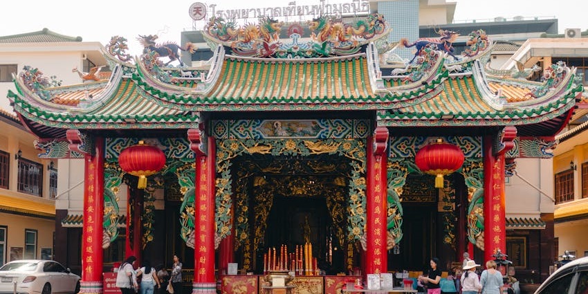 Hock Teck Cheng Sin, a humble but holy Taoist temple in Chinatown.