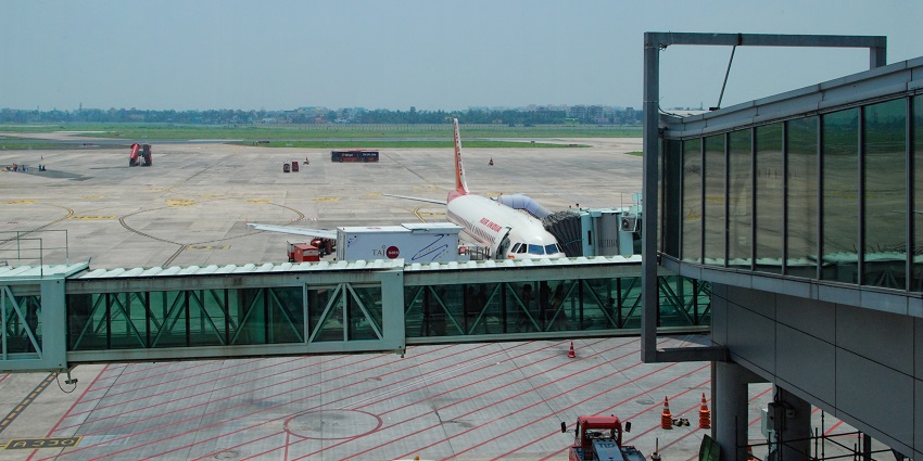 The Aquatica Water Park in West Bengal can be reached by road, train, and air.