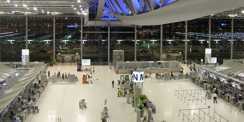 The Jackson International Airport is ideal for international travelers wanting to visit New Guinea Island.