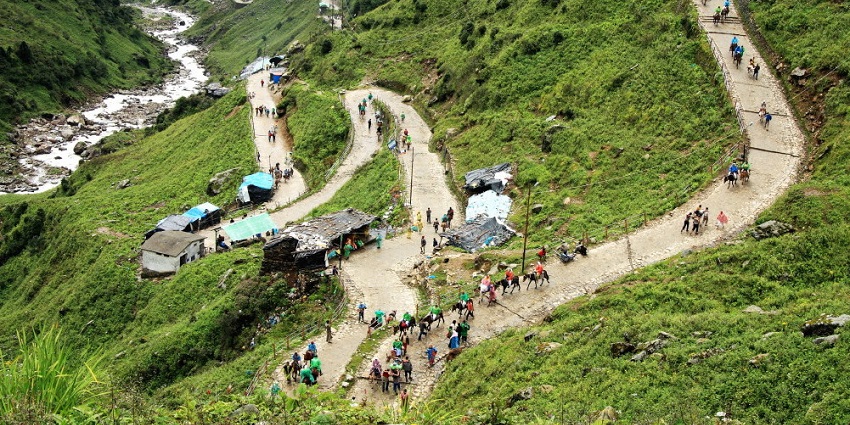 An image of devotees on their way to the sacred Bhairavnath Temple in Uttarakhand, India.