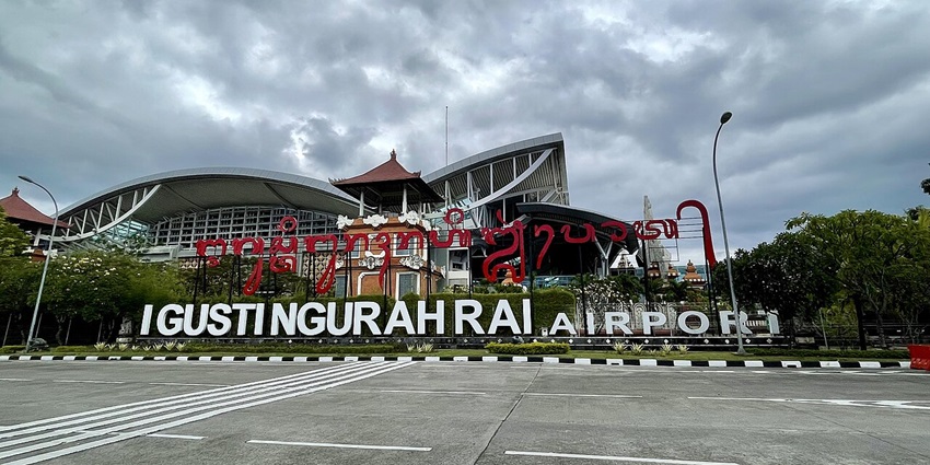 The Ngurah Rai International Airport is the closest airport to Goa Lawah Temple.