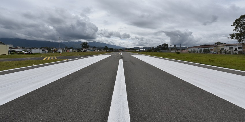 A glimpse of a runway at Huehuetenango Airport, one of the airports in Guatemala.