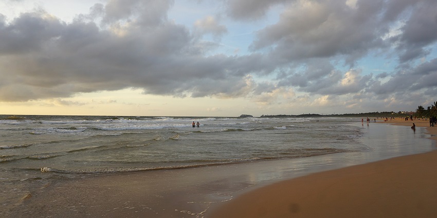 Hundirangala is in the top 5 places for Scuba diving in Bentota for an adventurous experience.