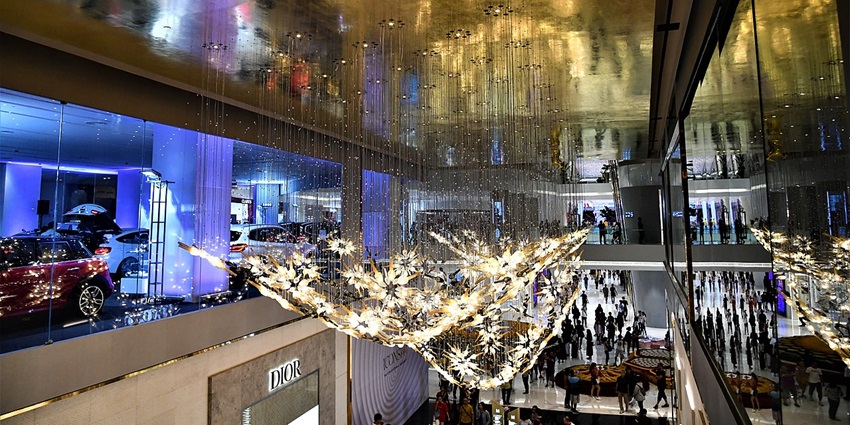 Image of a riverside gem in Bangkok, offering high-end shopping and cultural experiences.