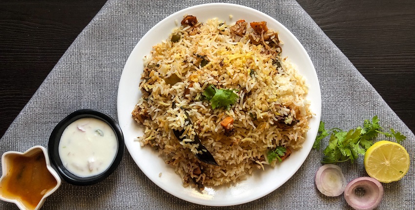 Idrees Biryani is a must-visit for biryani lovers, one of the places to visit in Lucknow for food.