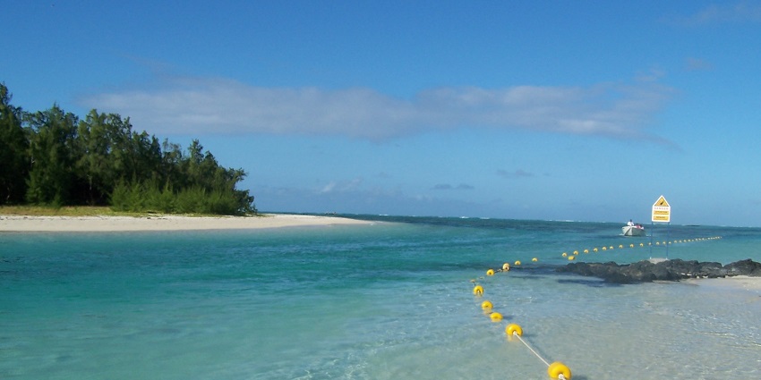 Île aux Cerfs in Mauritius, showcasing its white sandy beaches