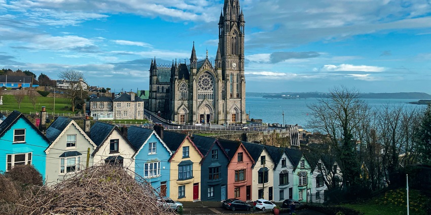 Ireland is one of the top 10 Best Places to Visit in May for Couples in the World.