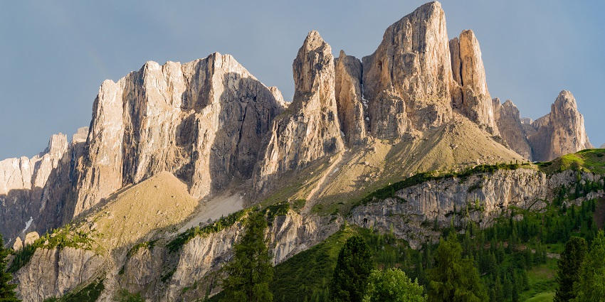 The Italian Dolomites boast breathtaking landscapes, ideal for trekking in September