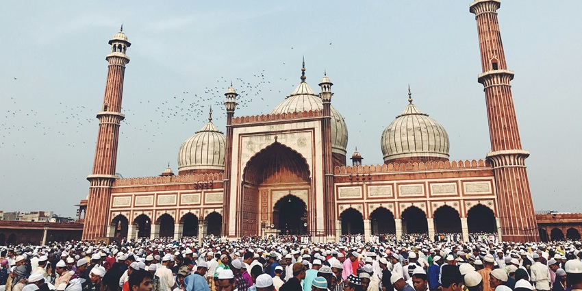 A front view of the iconic Jama Masjid in India, one of the most famous mosques in Asia.