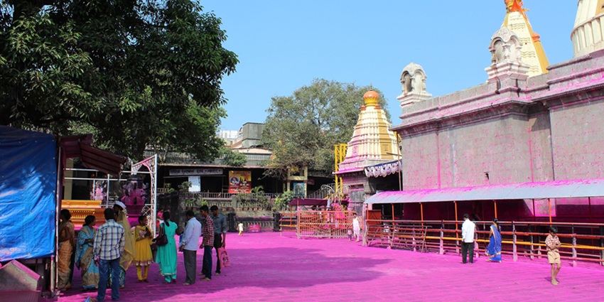 Jyotiba Temple, a tourist attraction near Bhudargad Fort, showcasing its traditional architecture.