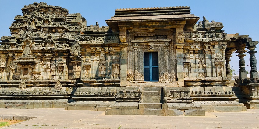 11th-century Kasivisvesvara Temple at Lakkundi with rich stone carvings