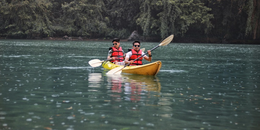 Paddle through the tranquil mangroves of Inhambane Bay, one of the must things to do in Tofo