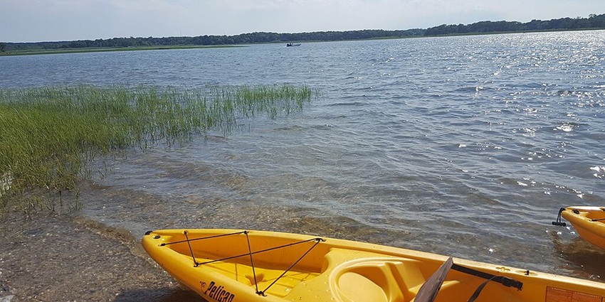 An image of a Kayak, kayaking is one of the best things to do in Nilaveli in Sri Lanka