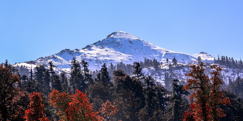 An image of Kedarkantha Peak, a route on top hiking trails worldwide in November
