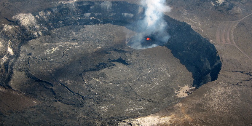 View of the Halemaʻumaʻu Crater in Kīlauea Caldera, Hawaii,
