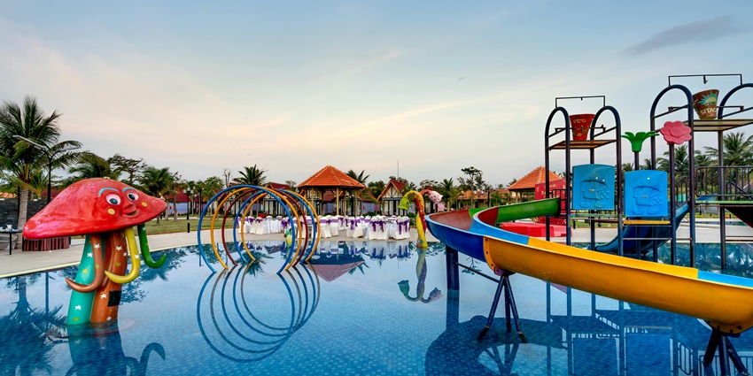 An image of Kovai Kondattam water park, one the most popular theme parks in Coimbatore.