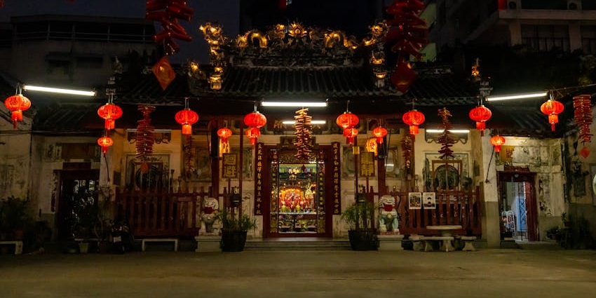 Kwan Im Thong Hood Cho, a renowned temple in Chinatown, dedicated to Guan Yin.