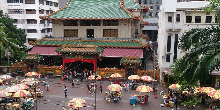 The Kwan Yin Tong Temple is situated in Ipoh, one of the most historical cave temples.