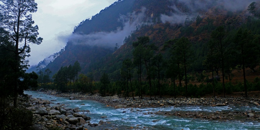 A quaint view of Lachhiwala, one of the top places to visit near Dehradun within 50 kms.