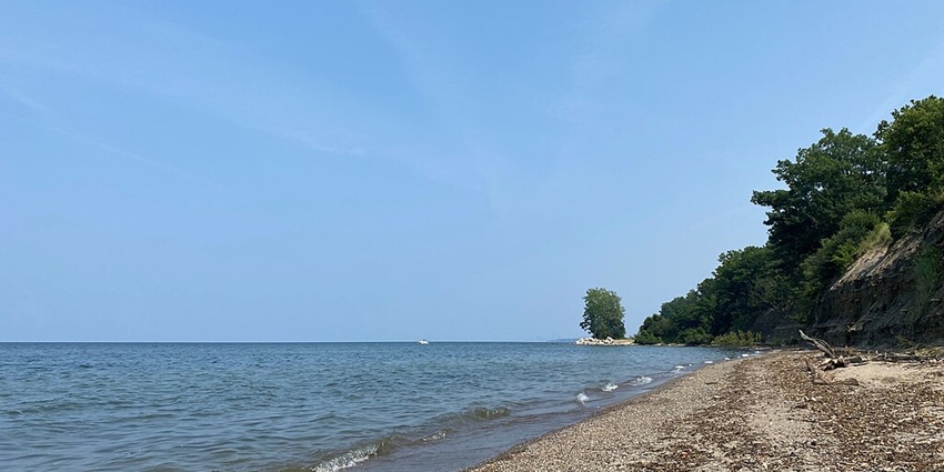 A landscape of Lake Erie, one of the largest lakes in North America for a scenic retreat