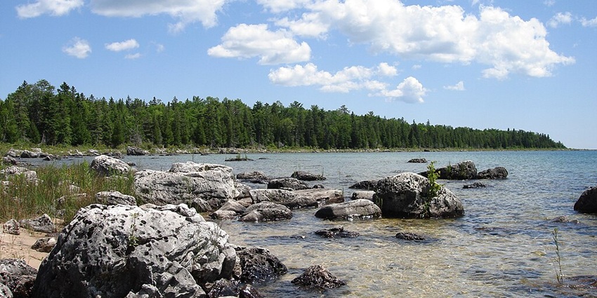 One of the great lakes of North America, a breathtaking coastline of Lake Huron.