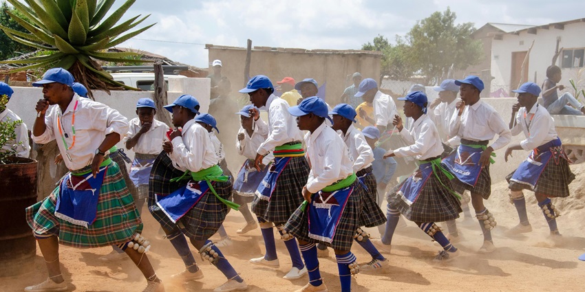 Learning Capoeira dance is on the list of the best things to do in Tofo Mozambique