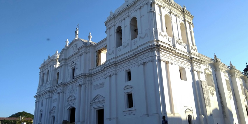 A Nicaraguan city known for its grand cathedrals, vibrant street art, and rich history.