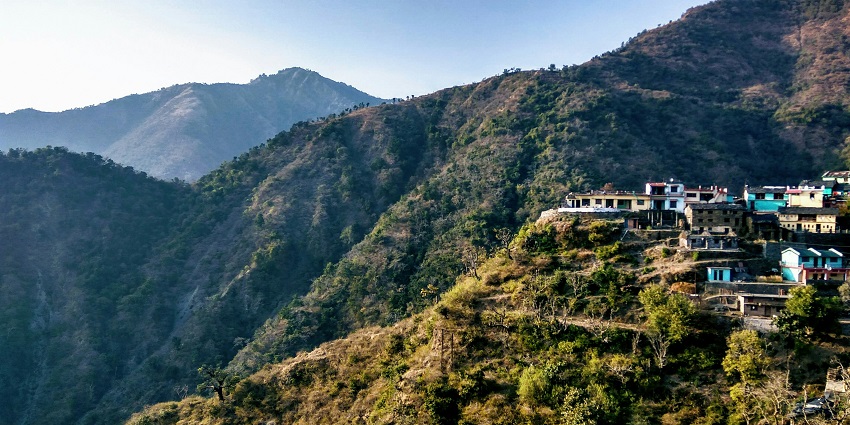 Aerial views of the city of Dehradun where Tapkeshwar Temple is located.