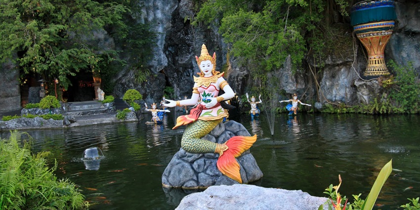Elephant Sanctuaries Phuket are famous for its tropical forests and waterfalls in its surroundings.