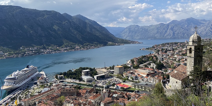 Montenegro travel guide takes you through the stunning coastlines and European towns.