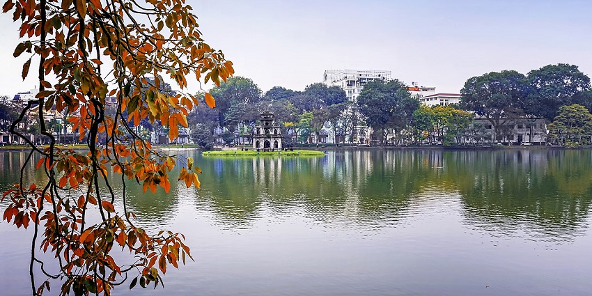 With Turtle Tower standing poised in the center, the view of Hoàn Kiếm Lake is stunning