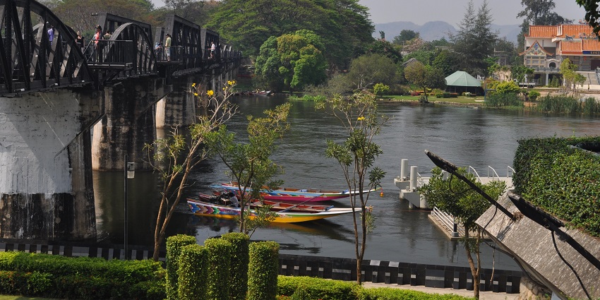 View of the beautiful environment of the town with houses, boats, surrounded by greenery