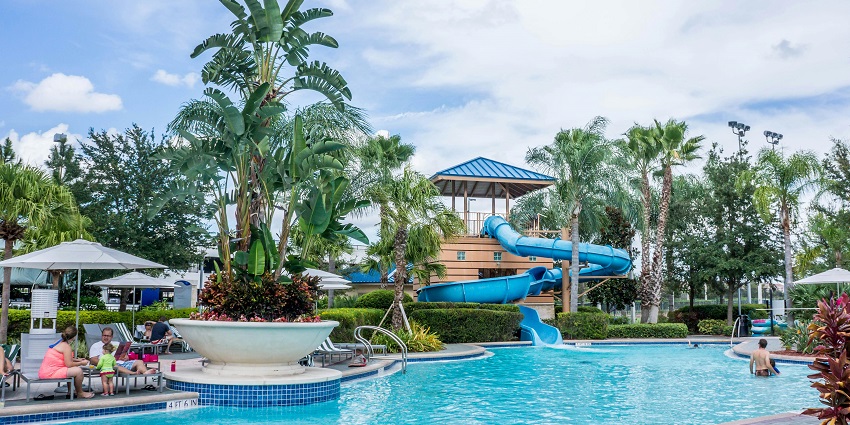 An image of a water ride in a waterpark similar to Dreamland, a Siliguri water park