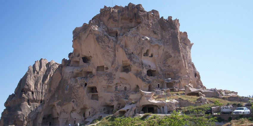 An image of a map highlighting the location in Cappadocia, surrounded by valleys and other natural wonders.