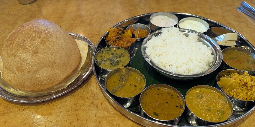 Indian food is among the best food in Clarke Quay