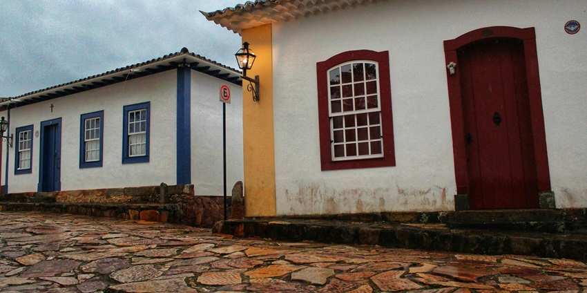 Traditional houses with wooden doors at Magampura Ruhunu Heritage Museum.