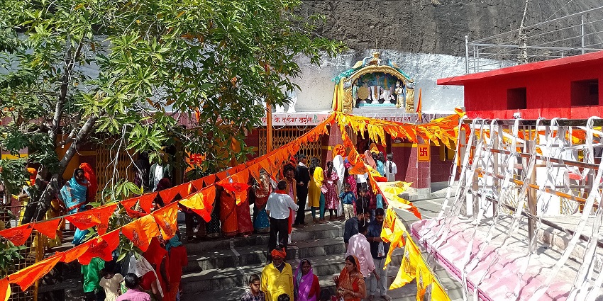 An image of Ramrekha dham temple during Magh mela, one of the most important festivals in Magh month.