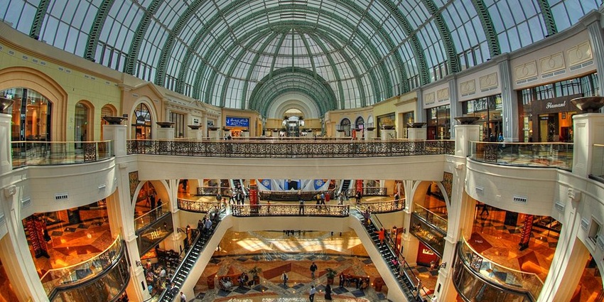 Image of Mall of the Emirates, one of the best shopping mall in the world, home to Ski Dubai.