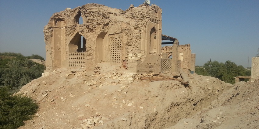 Glimpse of the Masjid Muhammad with traditional architecture and beautiful landscape.