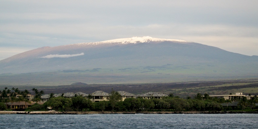 Mauna Kea’s night trekking offers sunsets, stargazing, and a journey above the clouds